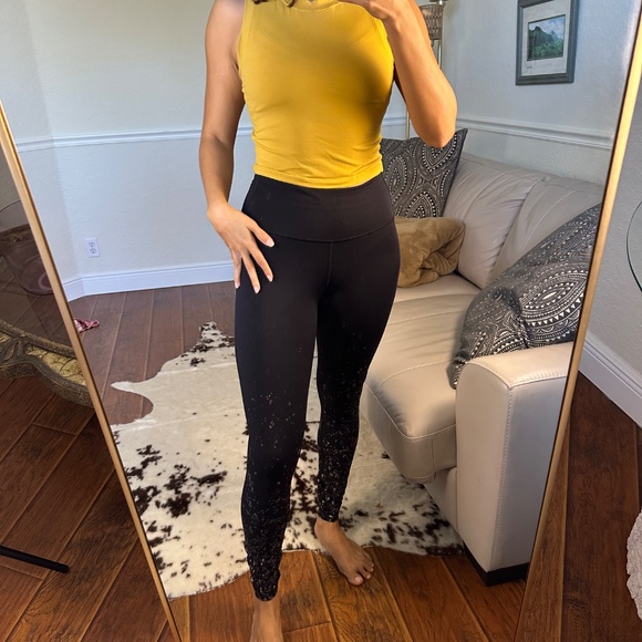 LULULEMON - compression run leggings w/ back zipper pocket - out of production! - Picture 4 of 7